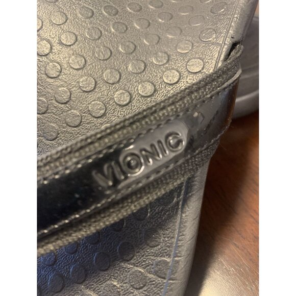 Vionic Black Patent Leather Flip Flops Size 6 - Picture 3 of 5